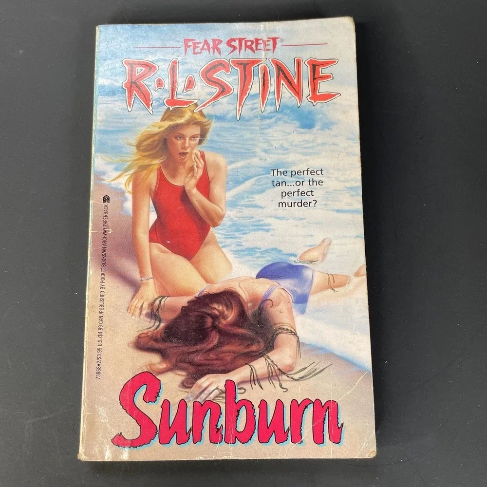 Sunburn (Fear Street, No. 19) - Paperback, by R. L. Stine 90s‎ Nostalgia Vtg